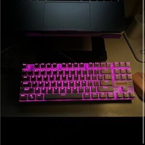 18 Light Modes Mechanical Keyboard 87 Keys K552P